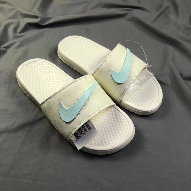 Nike Benassi JDI White Jade